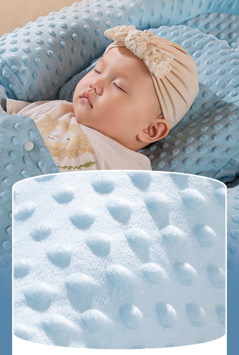 Oreiller de pente anti-reflux pour bébé | Hypoallergénique™
