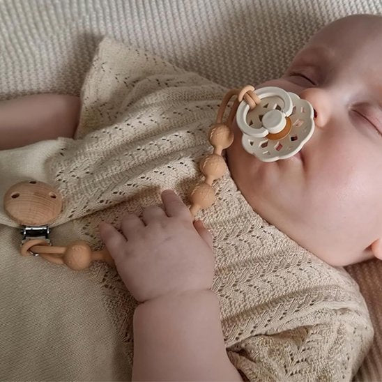 Attache tetine confort