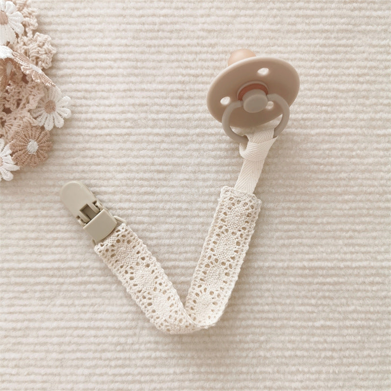 attachetetine tisse crochet creme