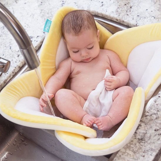 Coussin de bain bébé installé