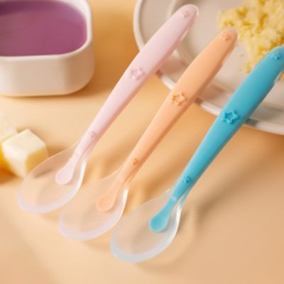 Cuillere bebe ergonomique 