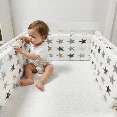 Tour de lit bébé doux 